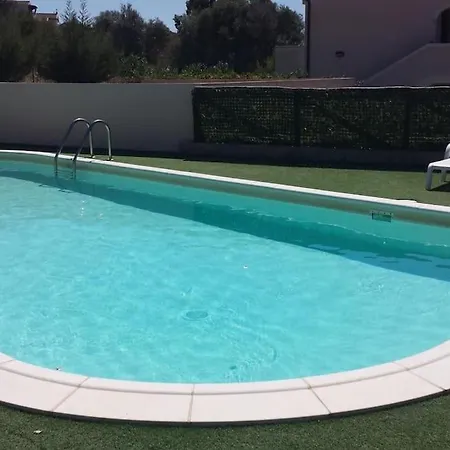 Holidayhouse In With Pool Appartement *