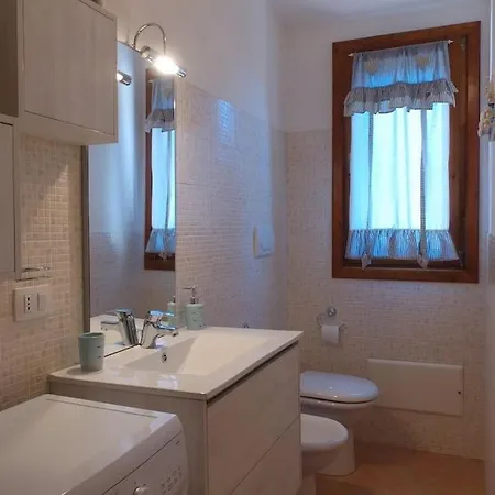 Holidayhouse In With Pool Appartamento Badesi