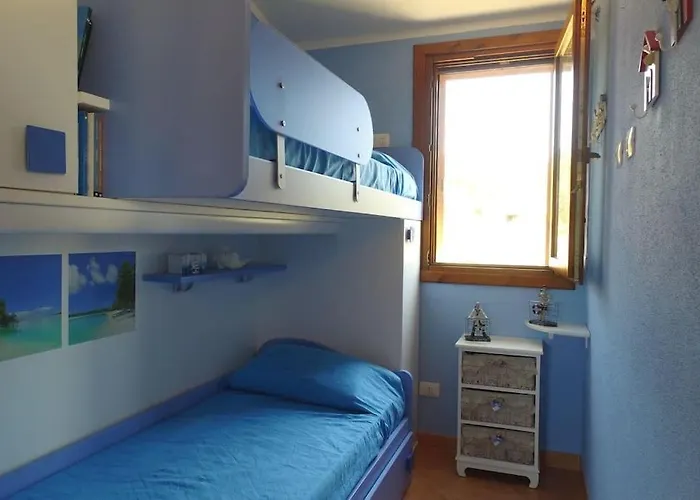 Holidayhouse In With Pool Appartement Badesi